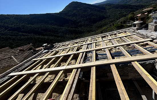 Sol pavé d'un portail fin de chantier.